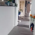 Feelhome 3 Bedroom Near