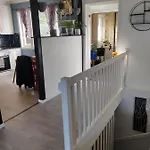 Feelhome 3 Bedroom Near شقة *