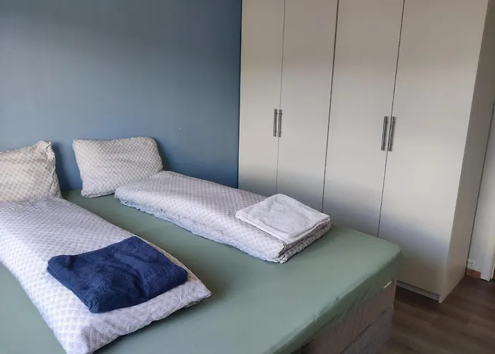 Feelhome 3 Bedroom Near * Тромсё