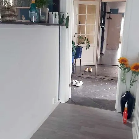 Feelhome 3 Bedroom Near