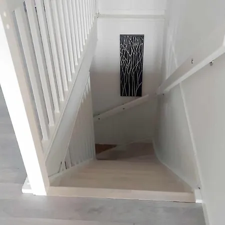 Apartment Feelhome 3 Bedroom Near *